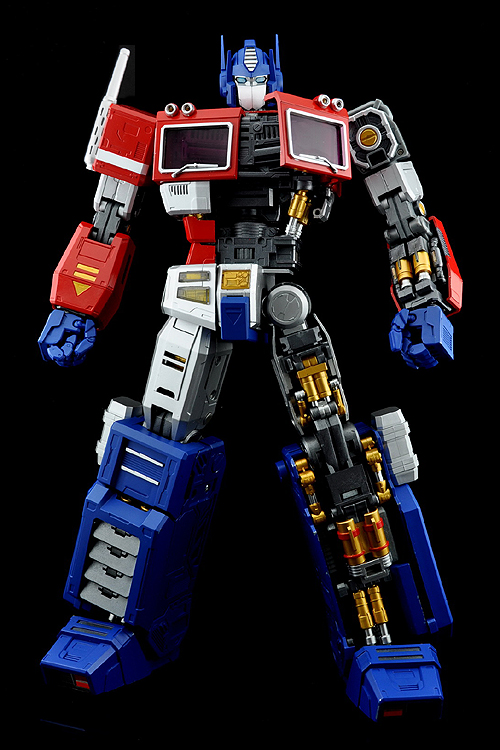 ction Toys ULTIL UM-1 オプティマスプライム Transformers Ultimetal UM-01 Optimus Prime Figure